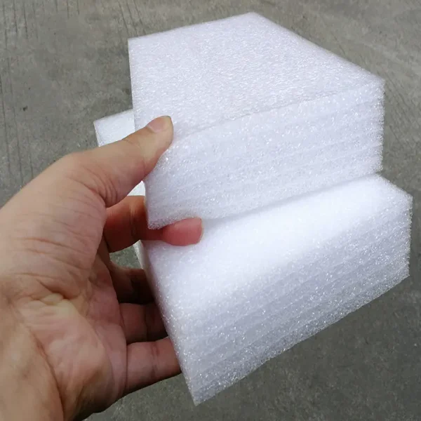 Chất liệu mút xốp bọc cạnh chống sốc